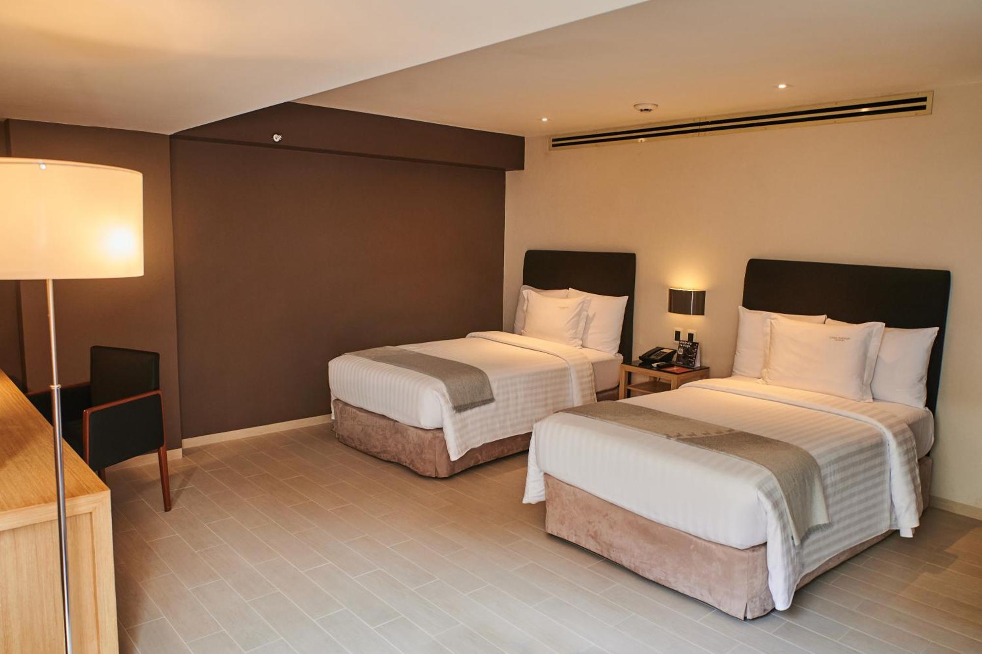 Casa Andina Premium Golf Los Incas Лима Экстерьер фото