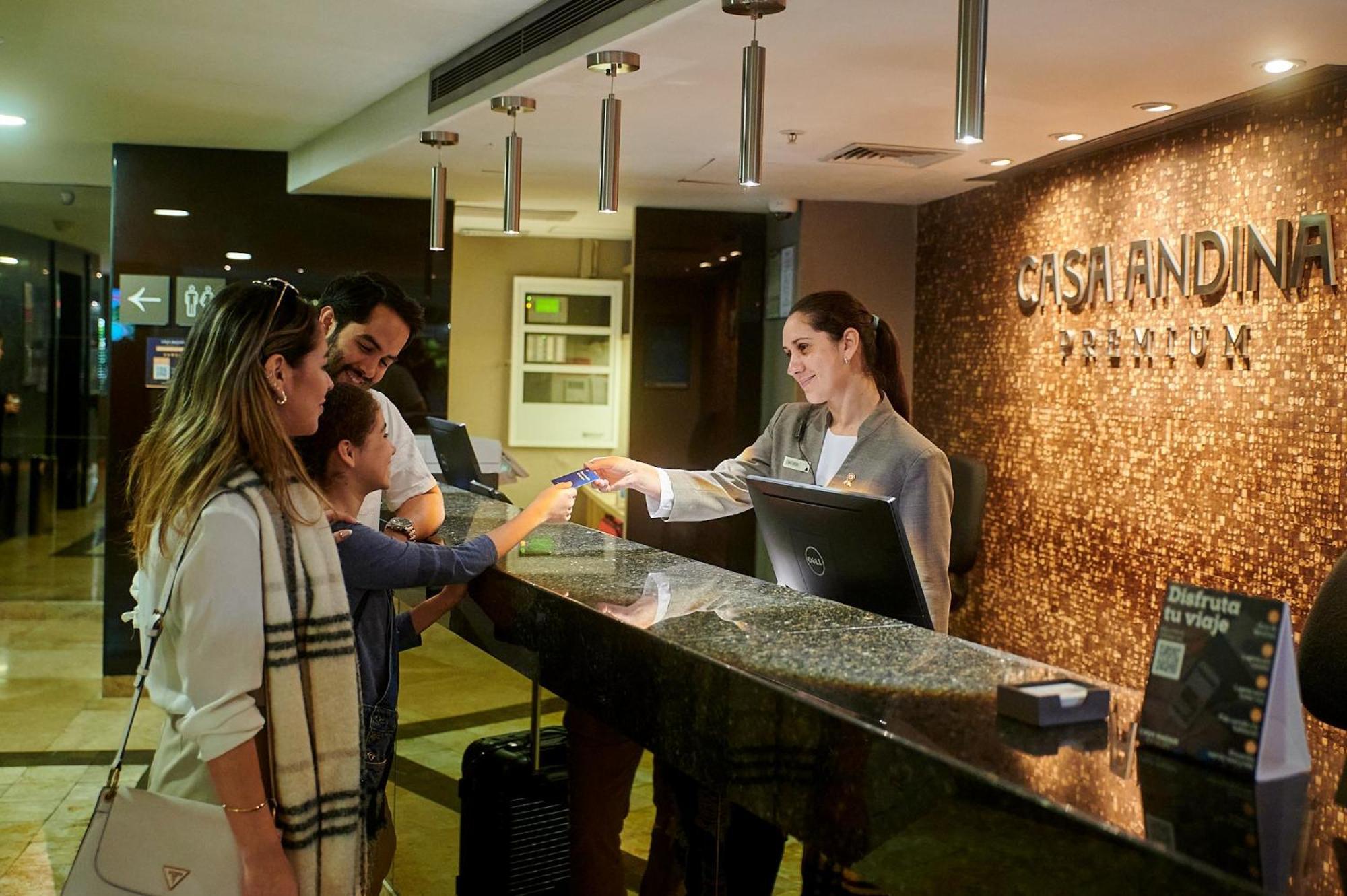 Casa Andina Premium Golf Los Incas Лима Экстерьер фото